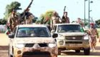 ليبيا.. ضربات جوية مكثفة على مواقع الإرهابيين في الهلال النفطي