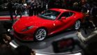 بالفيديو والصور.. فيراري تطلق "812 سوبر فاست" الجديدة