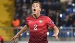 ريال مدريد وبرشلونة يتنافسان على موهبة البرتغال