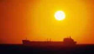 التايمز: "سفن الأشباح" في المياه الأوروبية تثير مخاوف من الإرهاب