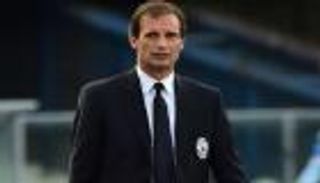 أليجري يعترف بقوة برشلونة 