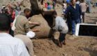 أثريون لـ"العين": ما حدث للتماثيل المكتشفة بالمطرية "جريمة"