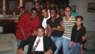 استجواب ابن محمد علي كلاي للمرة الثانية بمطارات أمريكا