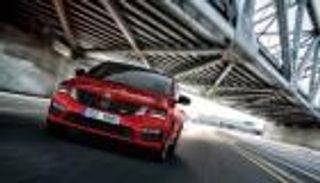 بالفيديو.. أسرع سكودا أوكتافيا في العالم تظهر بجنيف