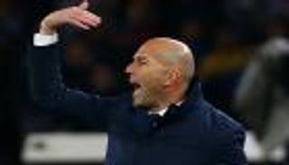 زيدان يتجنب التعليق على مباراة برشلونة وسان جيرمان