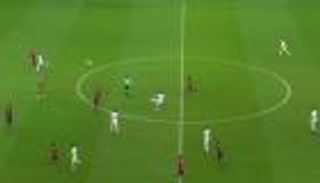 شاهد: ديباي يسجل هدفا مذهلا من منتصف الملعب