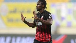 ديوب لاعب الأهلي الإماراتي 