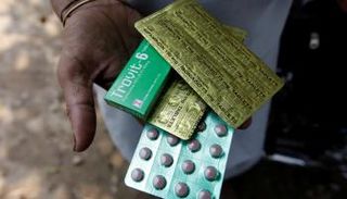 أغلب الأدوية الإيرانية تالفة ومنتهية الصلاحية