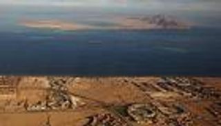 البرلمان المصري يتسلم قضية تيران وصنافير للبت فيها