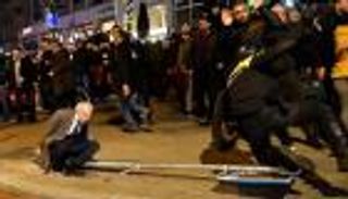 تركيا تعلق العلاقات الدبلوماسية مع هولندا.. وأمريكا تدعو للتهدئة