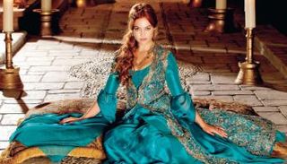 مريم أوزرلي