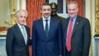 عبد الله بن زايد يلتقي وفد أعضاء مجلس الشيوخ الأمريكي