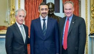 عبد الله بن زايد يلتقي وفد أعضاء مجلس الشيوخ الأمريكي