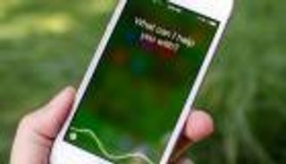 خدمة "Siri" يمكنها قراءة رسائل "آيفون" صوتيا