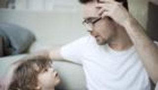 إنجاب الأطفال يزيد عمر الآباء