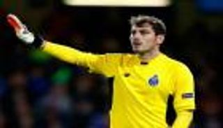 رقم قياسي أوروبي لكاسياس أمام يوفنتوس