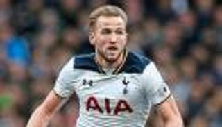 توتنهام يعلن إصابة كين في الكاحل