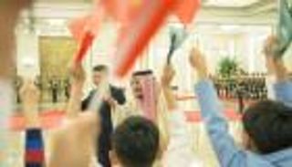 بالصور.. رئيس الصين يستقبل العاهل السعودي في قاعة الشعب الكبرى ببكين