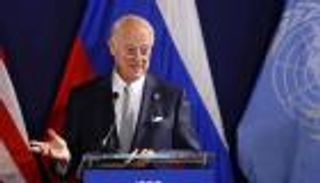 دي ميستورا يحذر من عام سابع للحرب في سوريا