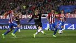 حارس أتلتيكو يقوده لربع نهائي دوري الأبطال