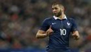 ديشامب يجهز لطمة جديدة لبنزيمة