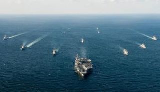 مناورات بحرية في المحيط الهادي (أرشيف رويترز)