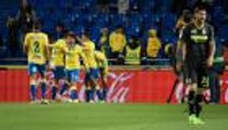 لاس بالماس يوقف انتصارات فياريال في "الليجا"