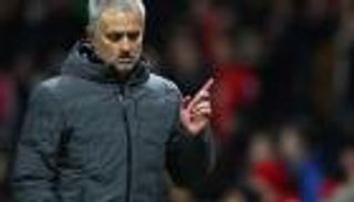 يونايتد يغادر سادس "البريميير ليج" بعد 147 يوما