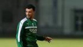 السومة ينفي اعتزاله الدولي