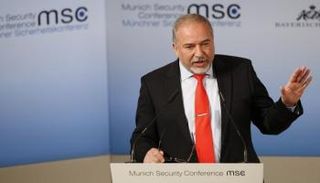 ليبرمان يغير موقفه من الأسد (رويترز)