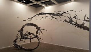 المنحوتة مستوحاة من قصيدة باي جوفي