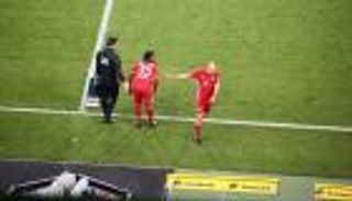 روبين يرفض مصافحة أنشيلوتي بشكل غير لائق