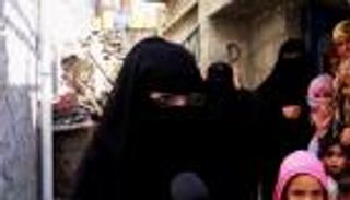 بالفيديو.. عيد الأم في زمن المليشيا باليمن.. فرحة تحت ركام الحرب