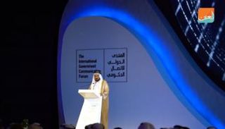 ويشارك في هذه الدورة أكثر من 2500 شخصية، من رؤساء الدول والحكومات