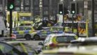 وسائل إعلام بريطانية: قتيلان في هجوم لندن