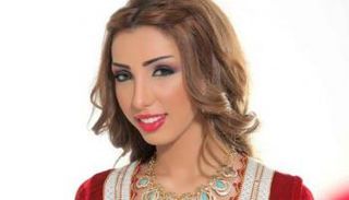 دنيا بطمة تغلق تعليقات إنستقرام بعد اتهامها بالكذب