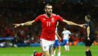 كين للاعبي أيرلندا: استمتعوا بمواجهة "بيل" ولكن