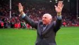 وفاة موران نجم ليفربول السابق عن 83 عاما