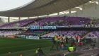 بالصور: ألتراس اليابان في استاد هزاع بن زايد