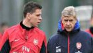 بقاء فينجر يبعد تشيزني عن أرسنال