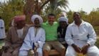 أول صور من مسلسل "واحة الغروب" لخالد النبوي