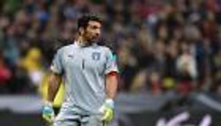 بوفون يتوقع نهاية مأساوية له في الملاعب