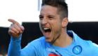 كانافارو "الصيني" يغري هداف نابولي براتب خيالي