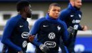 بنزيمة ينصح "خليفة رونالدو" بالابتعاد عن الريال