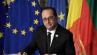 هولاند يتحدى دعاة انفصال فرنسا عن الاتحاد الأوروبي