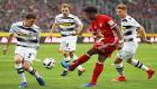 مدافع جلادباخ يسعى لنيل إعجاب كونتي