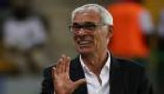 كوبر يستغل العروض المغرية ويطلب زيادة راتبه