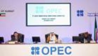 تمديد خفض إنتاج النفط 6 أشهر 