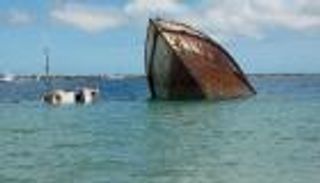 سجن 56 شخصا بمصر في قضية غرق مركب مهاجرين