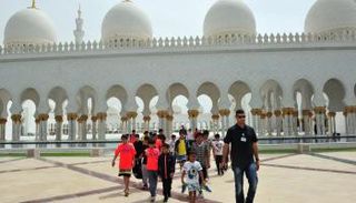 من  برنامج اليوم الأول للملتقى